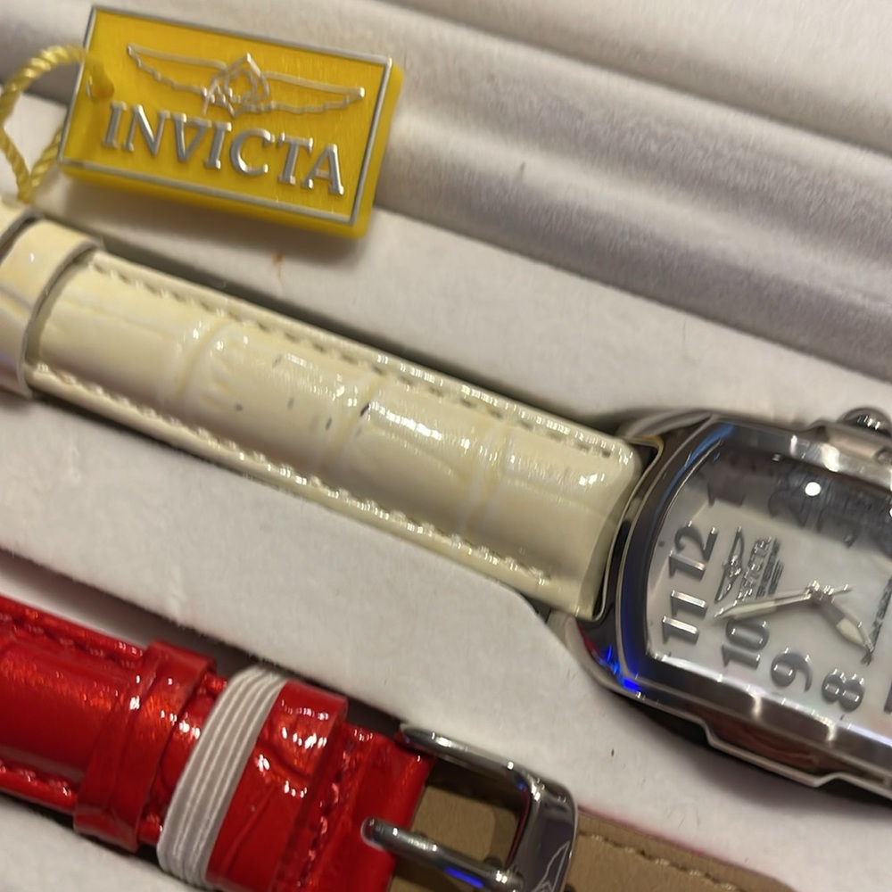Invicta Special Edition Watch Set - Picture 4 of 5